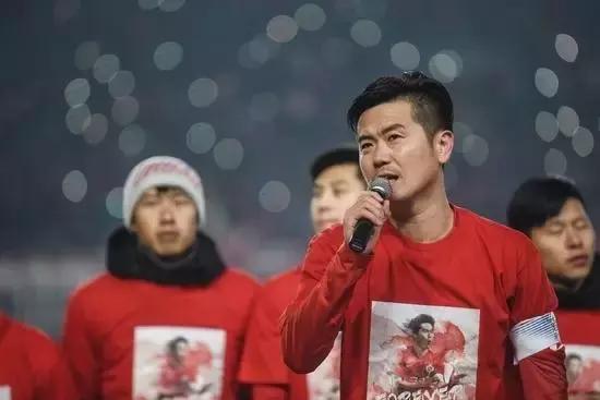 2016，这些代表青春和传奇的名字逐渐遥远