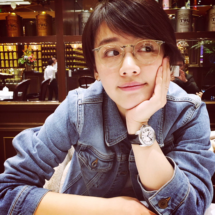 脸长额头高适合什么发型男生,额头高脸圆胖适合什么发型