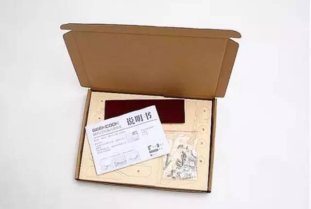 圣诞节送什么小礼物给女友,圣诞节送女友礼物什么最合适