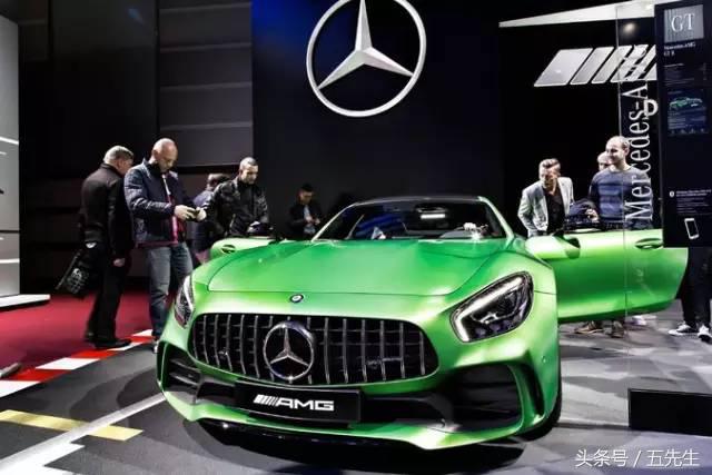 pantone公布2018年流行色彩预测,pantone公布的2019年度色彩是