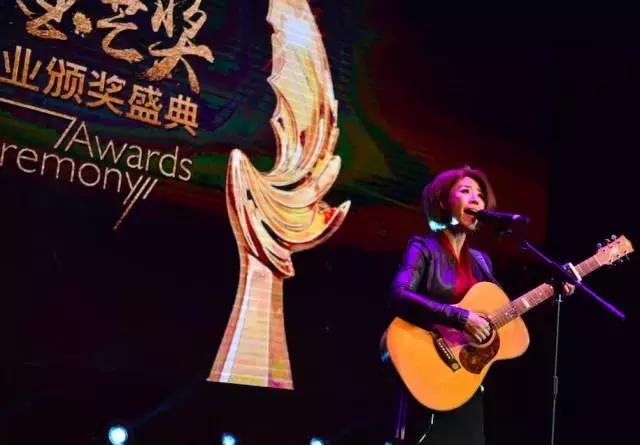 致敬杭州创新力量——2016金芒奖，感谢一直努力的自己！