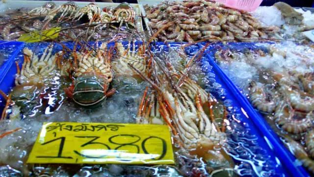 普吉岛在哪里吃海鲜划算,如何在普吉岛吃海鲜吃到爽