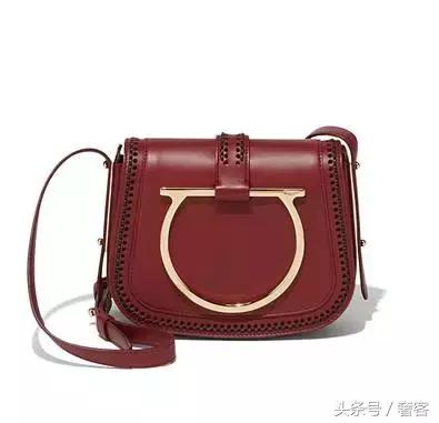 没有不爱包包的女生，尤其是红包，各位男票们不要装作没看见