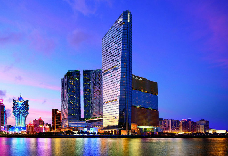 澳门旅游塔蹦极吃东西 (澳门旅游塔笨猪跳)