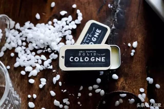 十件出门旅行必备的爆款神器,旅行必买的100件小物件