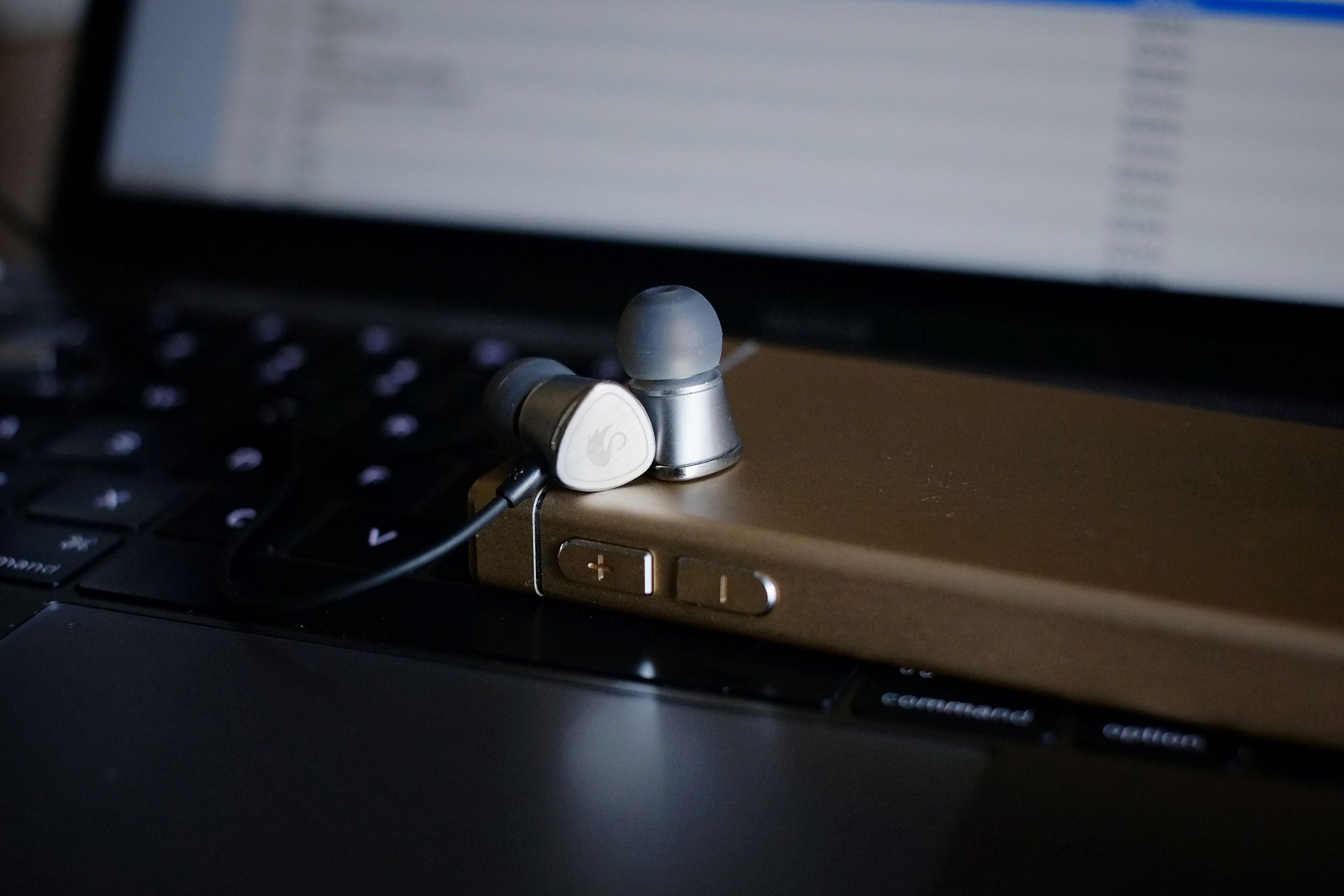 不变则亡,解码耳放一体外置声卡