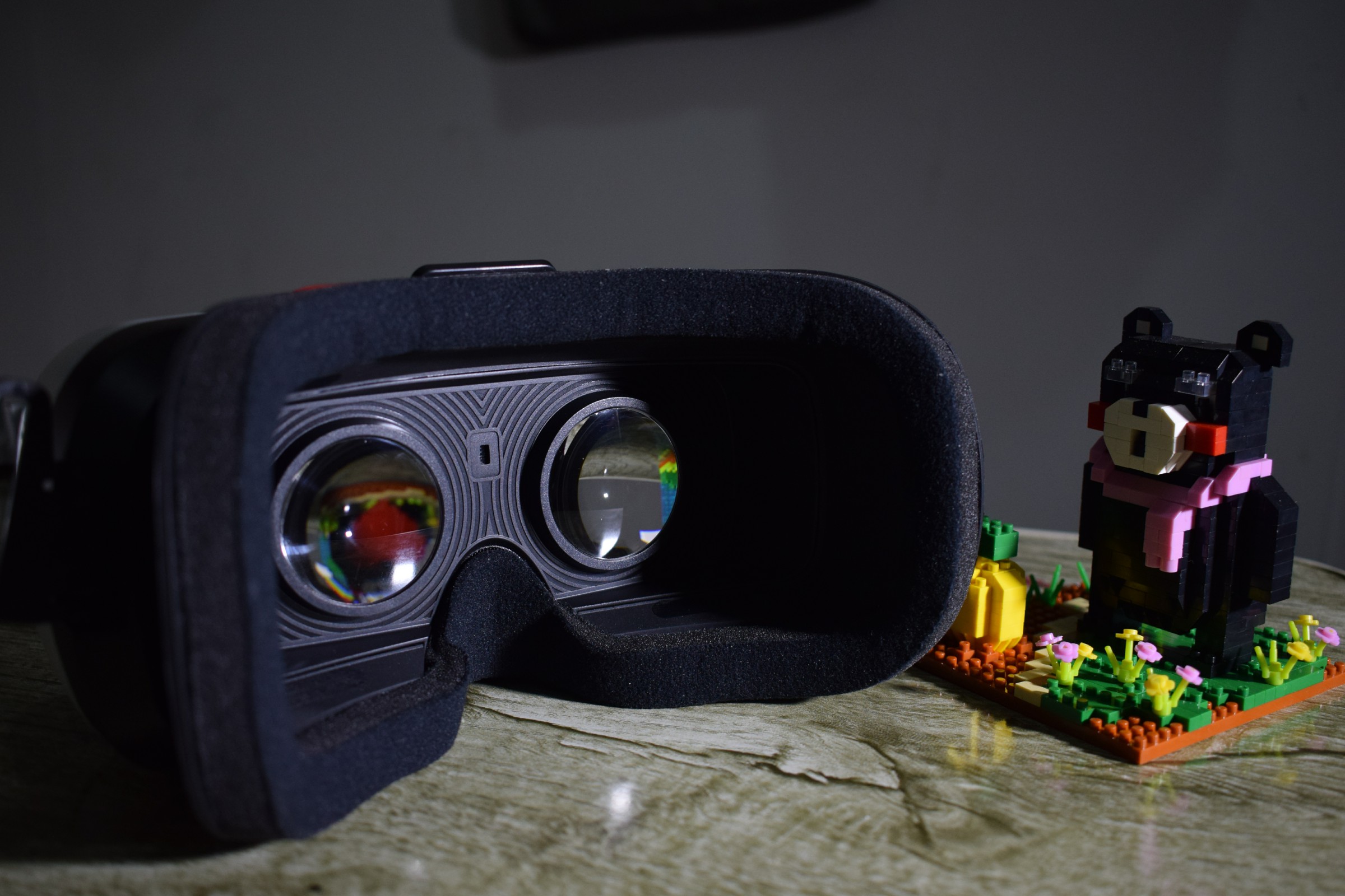 几百块钱的vr眼镜带手柄开箱,28元能买一台vr眼镜吗