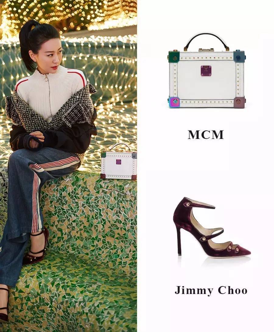 运动条纹星星包，亮闪闪鱼尾裙，从前穿灰布旗袍的王乐君居然这么时髦！