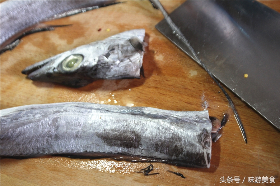 红烧带鱼怎么腌制好吃,红烧带鱼太腥怎么办