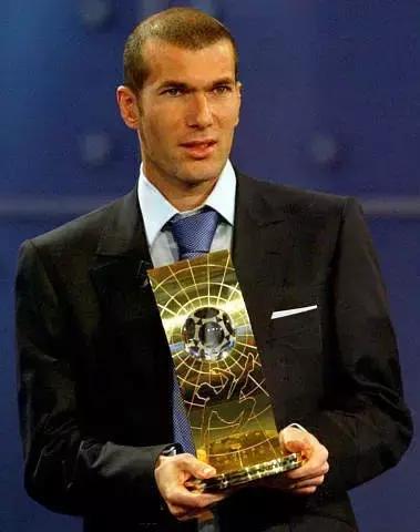 上帝派来的榜样——齐达内