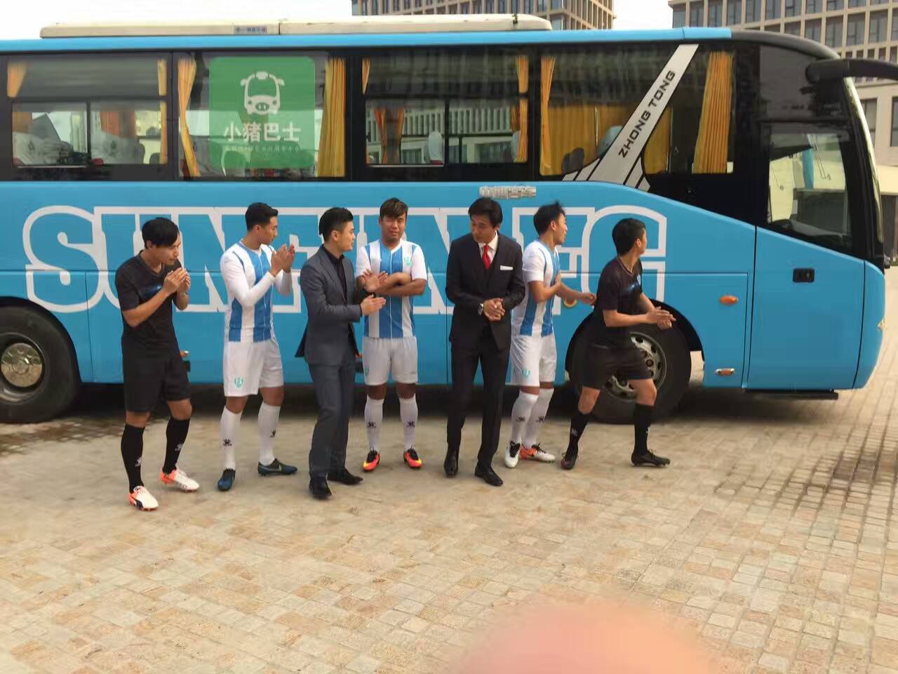 上海申梵球衣购买,卡尔美欧洲杯球衣宣传