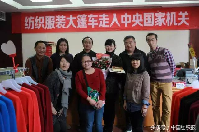 三问｜30年，我们为什么相爱？