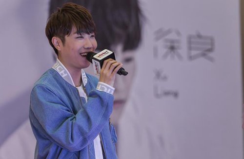 与本兮同期的非主流歌手,本兮逝世为什么还发新歌