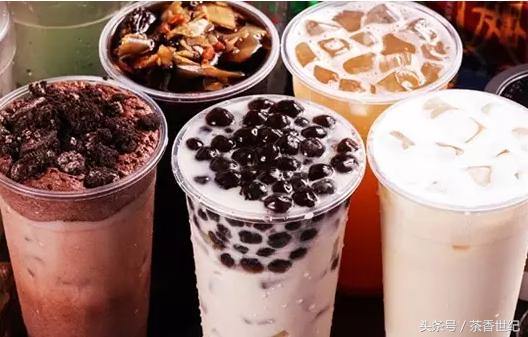 珍珠奶茶的珍珠是什么原材料做的,珍珠奶茶里面的珍珠是什么原料的
