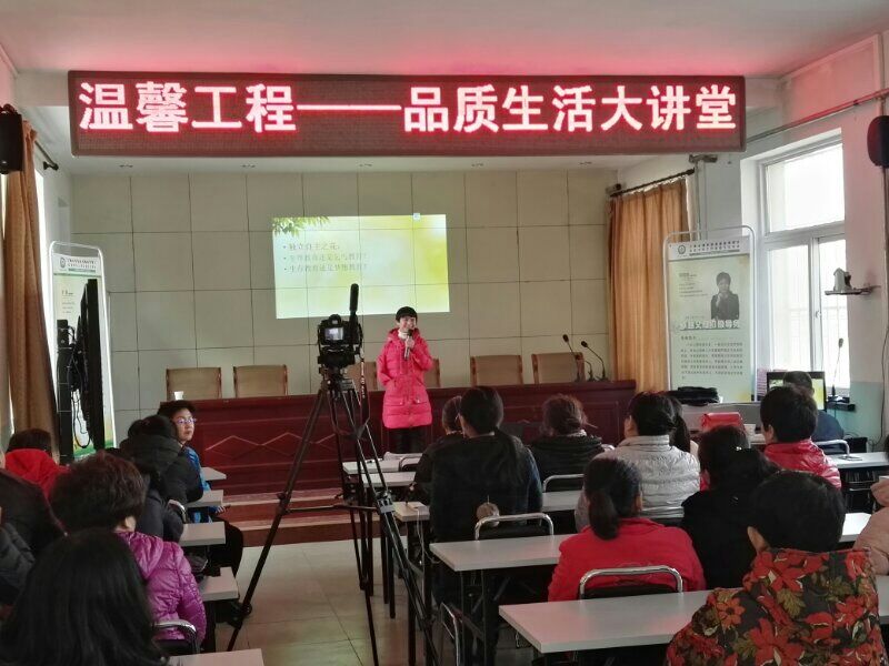 三次患癌也不能阻独臂单腿她如此强大！中国女版尼克胡哲这样炼成