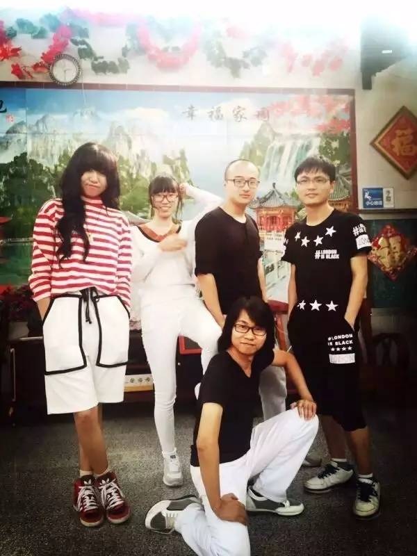 险峰90s铅笔道王方：不写软文靠才华刷爆朋友圈的新媒体人