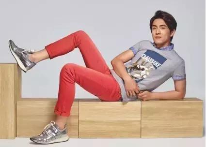 陈乔恩刘雯宋佳争着穿,那些年丑哭的国产牌子终于时髦上天!