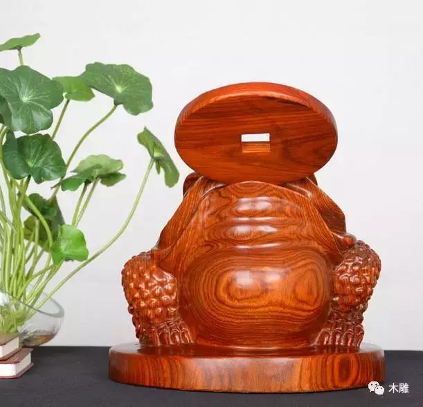 美容店的金蟾怎么摆放招财,为什么说摆放金蟾摆件可以招财