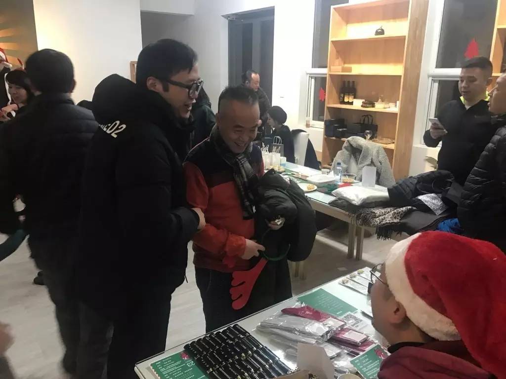 看这里！合艺圣诞大趴精彩回顾