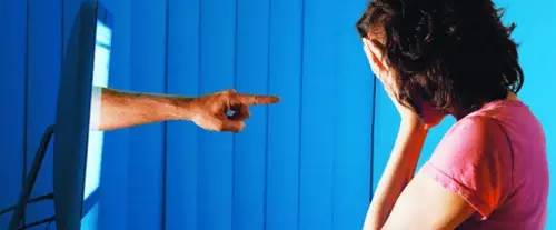 网络欺凌对未成年造成的伤害,青少年网络欺凌问题与防范对策