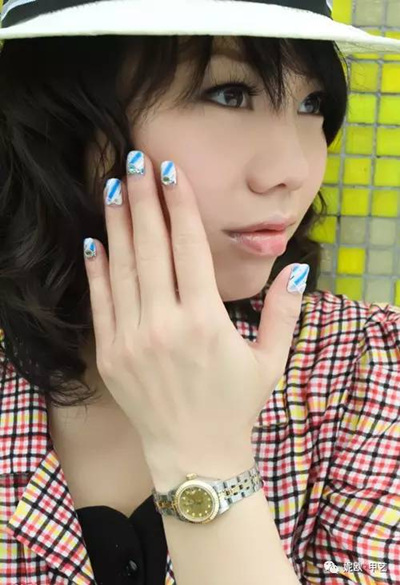 干货！8步教你制作光疗美甲