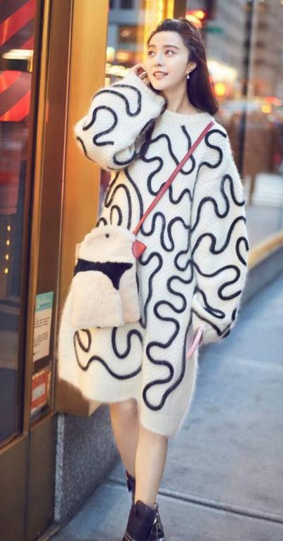 盘点明星撞衫的视频,明星撞衫最丑的一张图