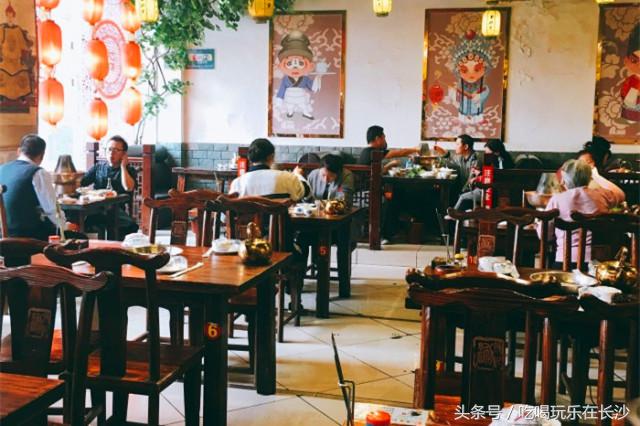 在长沙吃顿烧烤200元够吗,长沙去吃湘菜吃到饱大概多少钱