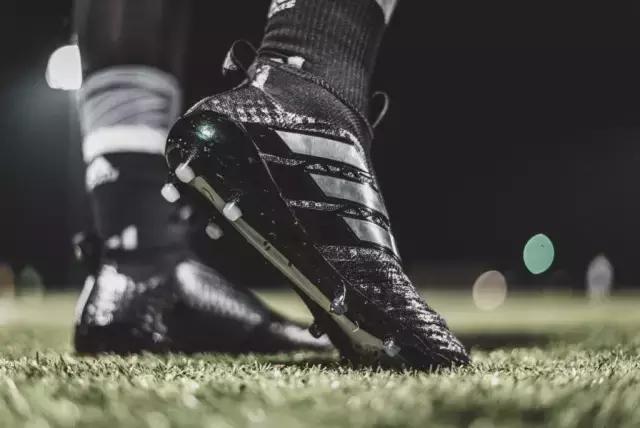 色彩斑斓的新一年,先从黑白格纹之耀开始吧!