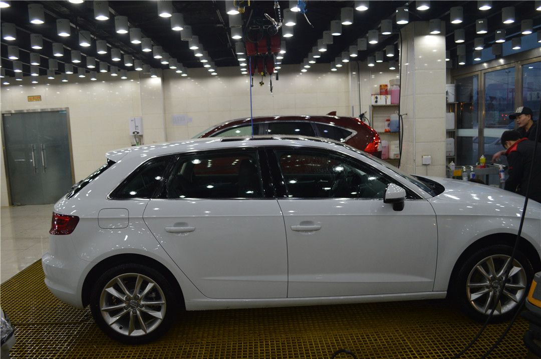 新年给爱车穿一层新衣,潇洒车镀晶体保护爱车