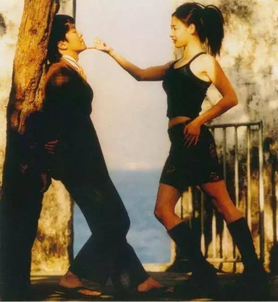 周星驰创造一个时代的喜剧之王,周星驰破1000亿播放量