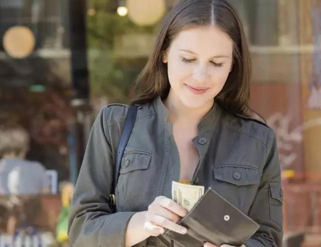 现在是投资美元的时候吗,现在美元值得投资吗