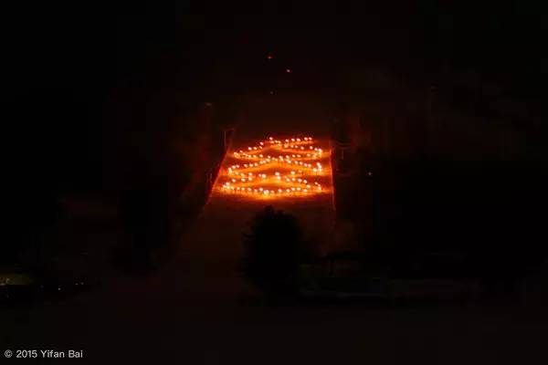 在滑雪场滑雪的过程是什么,乌鲁木齐滑雪场跨年