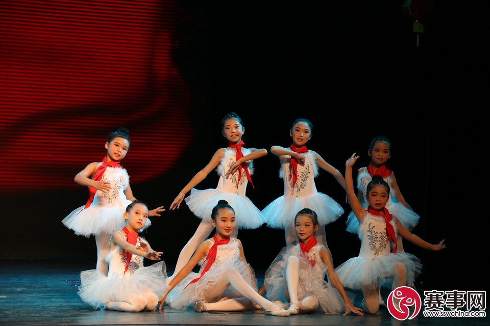 赛事网春晚录制圆满结束，正月初一至初三请锁定福建教育电视台