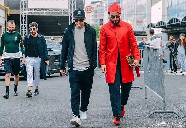 新年如何穿得好看又暖又时髦,新年穿大红大紫