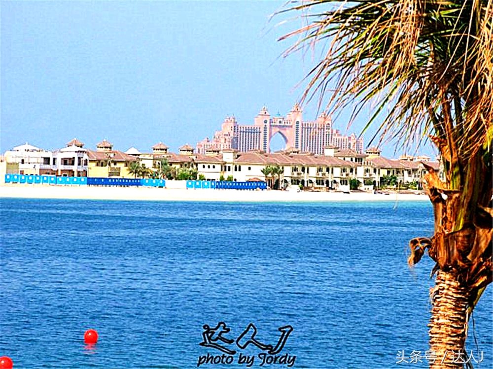 沙漠上的超级绿洲迪拜,迪拜沙漠上的奢华之都