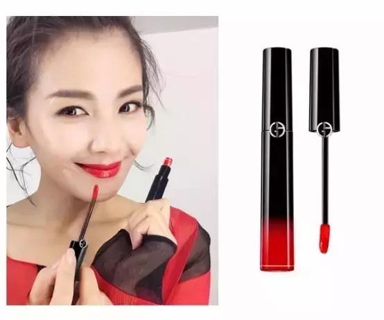 如何保持口红一天到晚不掉色,揭秘口红