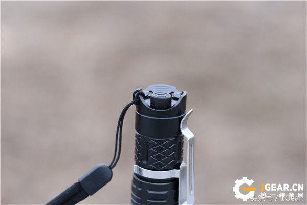 全球领先的高端照明品牌,防身专家,凯瑞兹XT1C测试