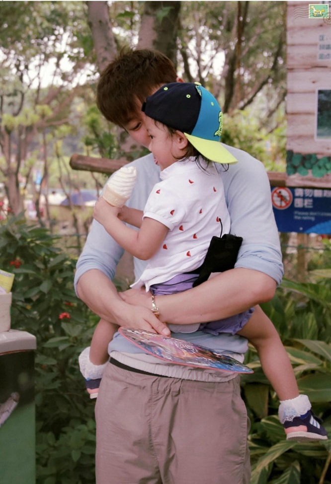 贾乃亮霍建华关系,霍建华老干部工作