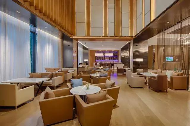 温泉酒店一定要有天然温泉吗,冬日里泡温泉