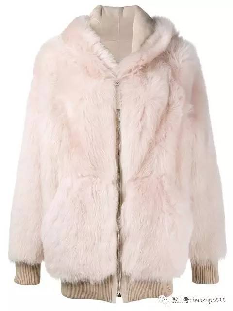 因为一件外套发生争执,杨幂又做了一件让网友生气的事