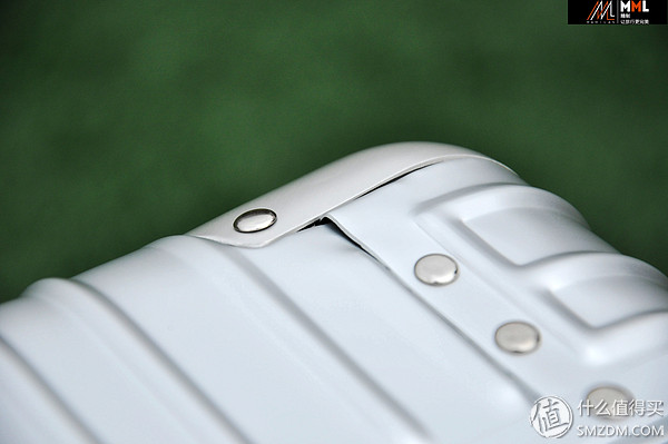 国产箱包性价比高,国产的箱包拉杆箱