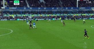 布拉沃欧冠,布拉沃三连扑点球