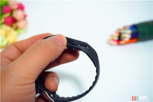 关心一下智能手表,hesvit手环评测