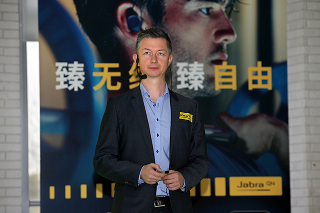 jabra捷波朗臻响无线耳机,jabra捷波朗蓝牙耳机拆解