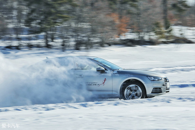 奥迪a4lcvt变速箱试驾视频,22款奥迪a4l豪华动感型试驾