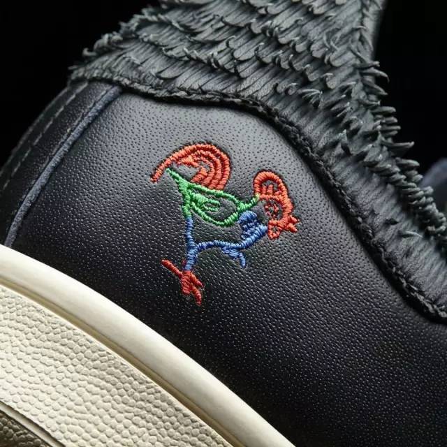 为了巴结中国消费者，这些国际大牌的鸡年新设计是Real辣眼睛……