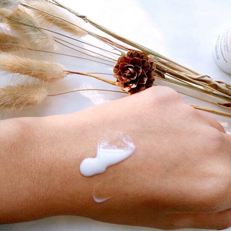 雅漾清透美白防晒霜,雅漾清透美白润肤水