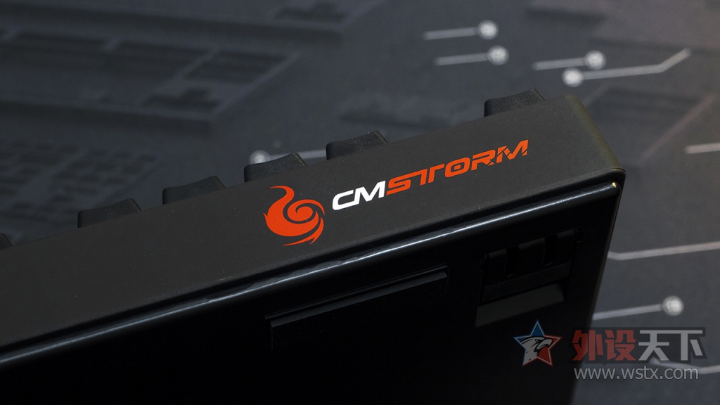 酷冷至尊xt红轴,烧友的点评