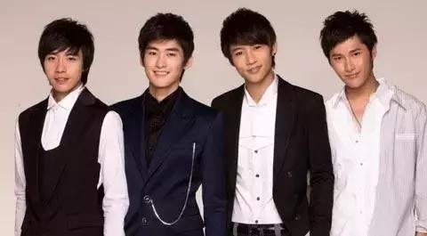 烧伤事件双方粉丝互撕六年，他们承受无尽痛苦，却总是被揭旧伤疤