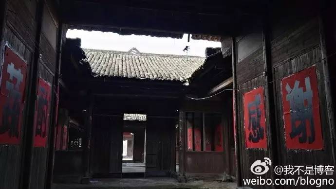 万载“周家大屋”因桐油价格暴涨兴建历经200年保存完整